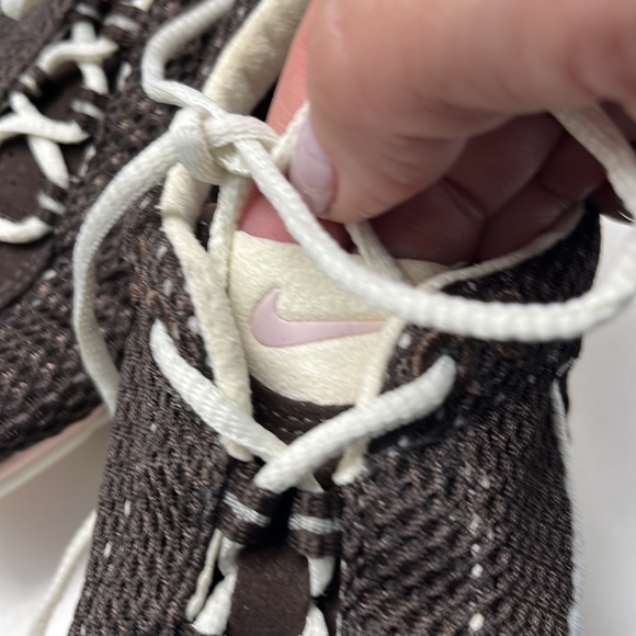 Worn once. Nike brown mesh lightweight sneakers with white swoosh and pink - Picture 8 of 9